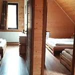 Omszale Glazy Dom I Na Wylacznosc Przy Szlakach Karkonoszy