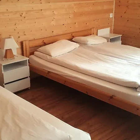 Omszale Glazy Dom I Na Wylacznosc Przy Szlakach Karkonoszy