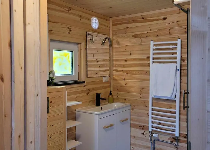 Omszale Glazy Dom I Na Wylacznosc Przy Szlakach Karkonoszy Casa vacanze *